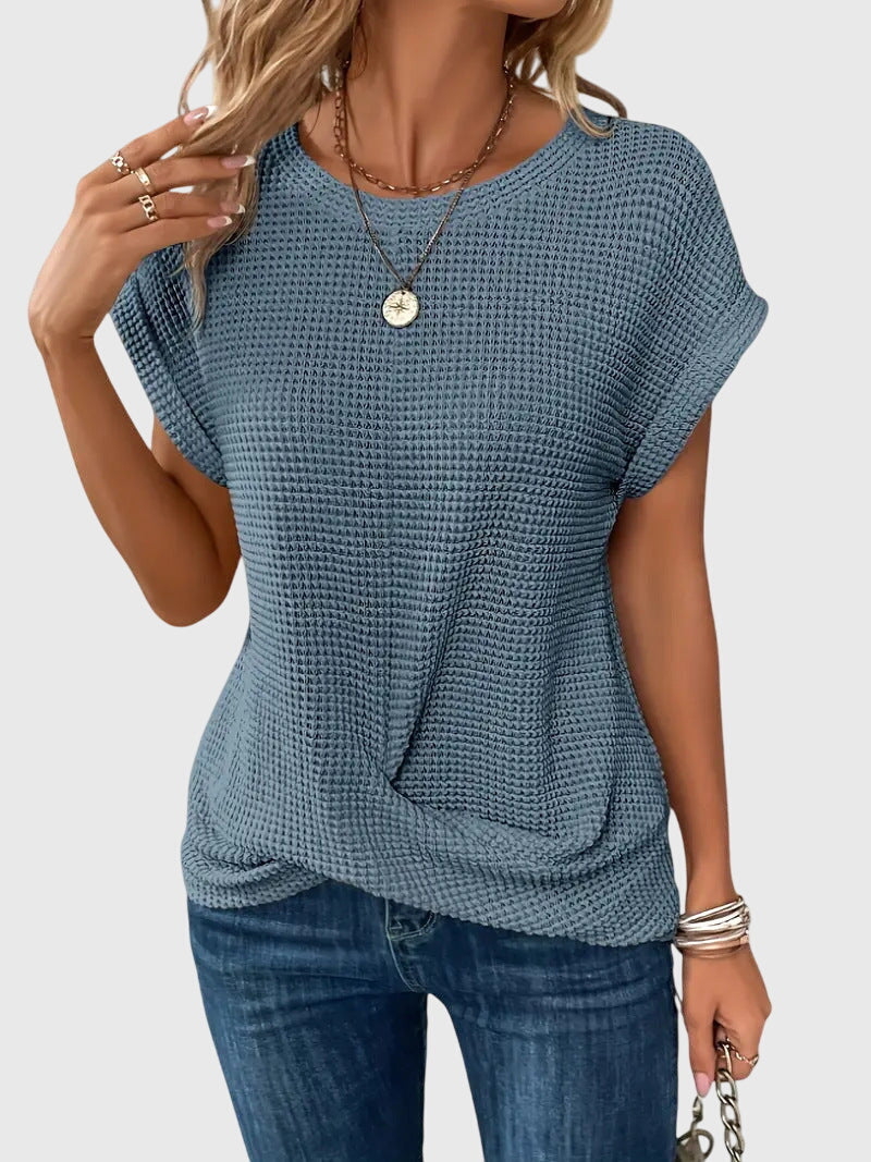 Isa | Elegant Blouse with Crew Neck