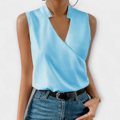 Loretta | Sophisticated V|neck Top