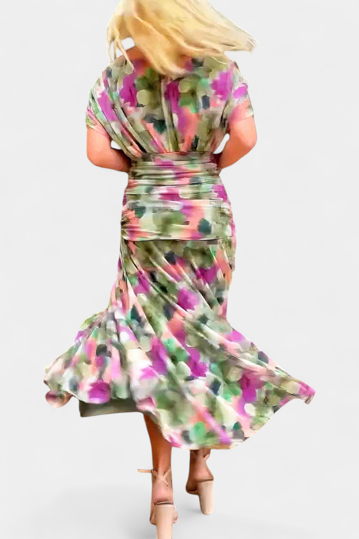 Isabelle | Elegant Dress With V-Neckline